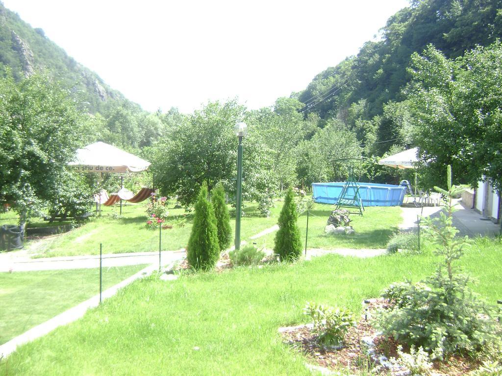 Pension Casa Natura Băile Herculane Exterior foto